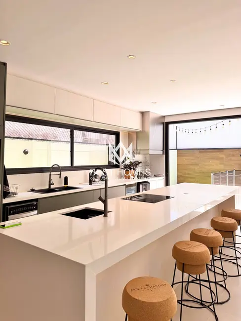 Casa de Condomínio com 4 quartos à venda, 250m2 em Recanto Quarto Centenário, Jundiai - SP - imagem 8 Foto 8 de Casa de Condomínio com 4 quartos à venda, 250m2 em Recanto Quarto Centenário, Jundiai - SP