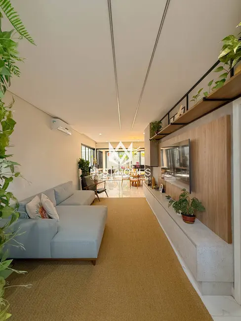 Casa de Condomínio com 3 quartos à venda, 222m2 em Recanto Quarto Centenário, Jundiai - SP - imagem 5 Foto 5 de Casa de Condomínio com 3 quartos à venda, 222m2 em Recanto Quarto Centenário, Jundiai - SP