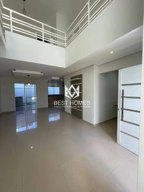 Casa de Condomínio com 3 quartos para alugar, 137m2 em Jardim Celeste, Jundiai - SP - imagem 3 Foto 3 de Casa de Condomínio com 3 quartos para alugar, 137m2 em Jardim Celeste, Jundiai - SP
