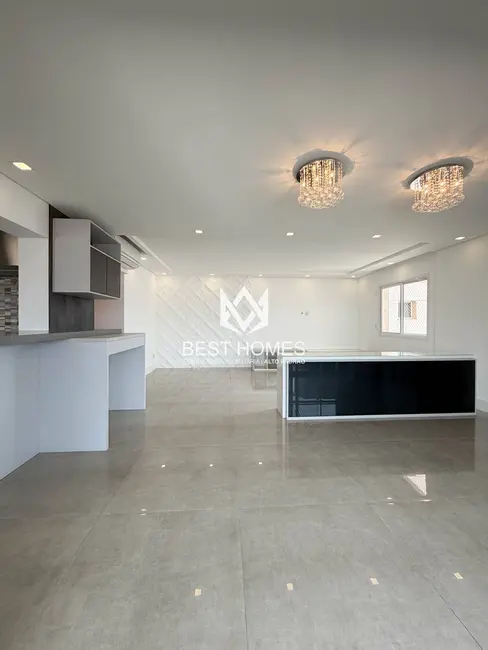 Apartamento com 3 quartos para alugar, 110m2 em Vila Lacerda, Jundiai - SP - imagem 5 Foto 5 de Apartamento com 3 quartos para alugar, 110m2 em Vila Lacerda, Jundiai - SP