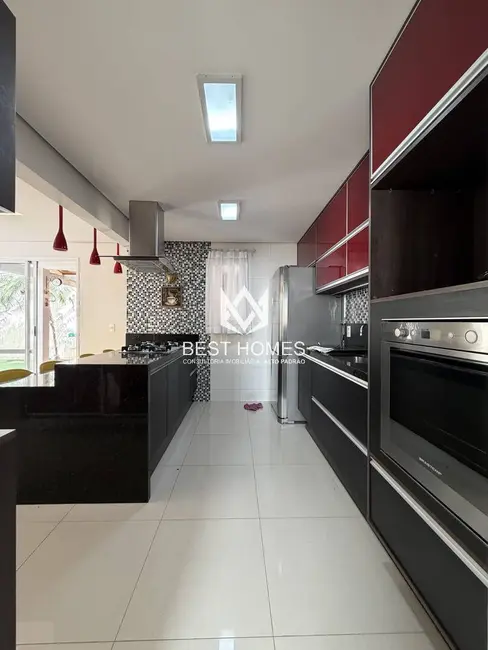 Casa de Condomínio com 3 quartos para alugar, 173m2 em Jardim Ermida I, Jundiai - SP - imagem 2 Foto 2 de Casa de Condomínio com 3 quartos para alugar, 173m2 em Jardim Ermida I, Jundiai - SP