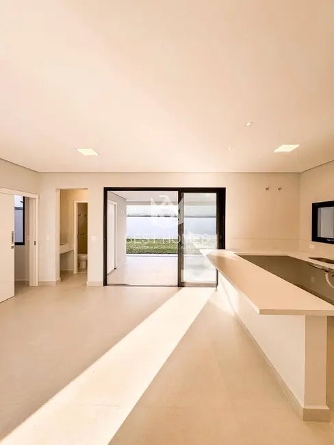 Foto 6 de Casa de Condomínio com 3 quartos à venda, 250m2 em Jundiai - SP