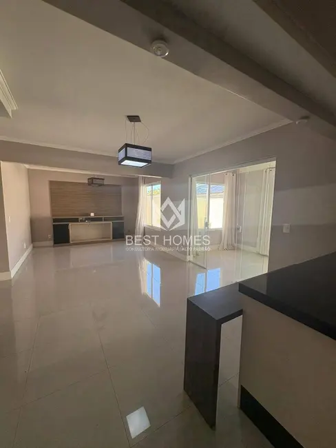 Casa de Condomínio com 3 quartos para alugar em Jardim Ermida I, Jundiai - SP - imagem 7 Foto 7 de Casa de Condomínio com 3 quartos para alugar em Jardim Ermida I, Jundiai - SP