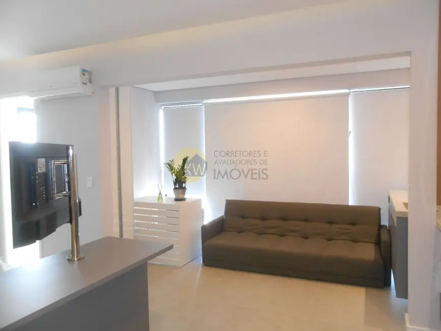 Foto 1 de Apartamento com 1 quarto para alugar, 35m2 em Campo Belo, São Paulo - SP