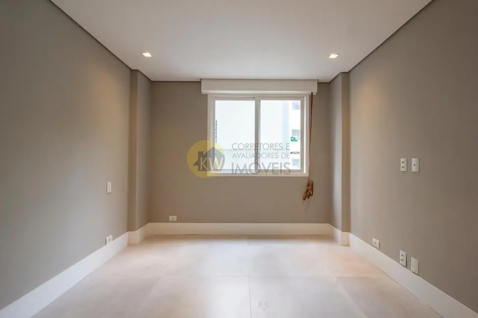 Apartamento com 3 quartos à venda, 178m2 em Jardim Paulista, São Paulo - SP - imagem 5 Foto 5 de Apartamento com 3 quartos à venda, 178m2 em Jardim Paulista, São Paulo - SP