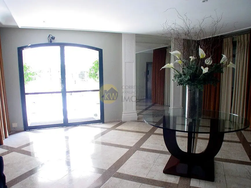 Apartamento com 4 quartos à venda, 182m2 em Indianópolis, São Paulo - SP - imagem 4 Foto 4 de Apartamento com 4 quartos à venda, 182m2 em Indianópolis, São Paulo - SP