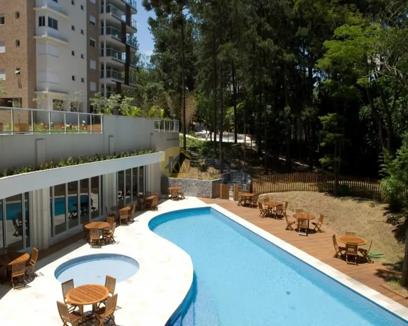 Apartamento com 4 quartos para alugar, 240m2 em São Paulo - SP - imagem 8 Foto 8 de Apartamento com 4 quartos para alugar, 240m2 em São Paulo - SP