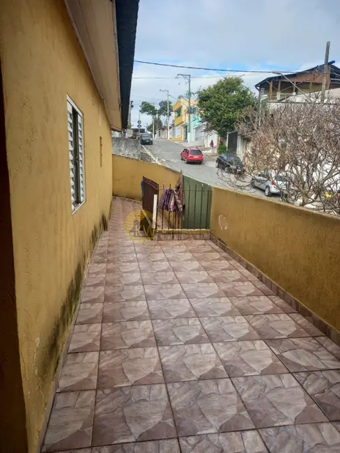 Casa com 2 quartos à venda e para alugar, 162m2 em Parque Alto do Rio Bonito, São Paulo - SP - imagem 5 Foto 5 de Casa com 2 quartos à venda e para alugar, 162m2 em Parque Alto do Rio Bonito, São Paulo - SP