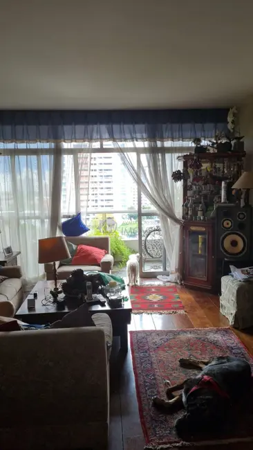 Apartamento com 4 quartos à venda, 190m2 em Indianópolis, São Paulo - SP - imagem 4 Foto 4 de Apartamento com 4 quartos à venda, 190m2 em Indianópolis, São Paulo - SP