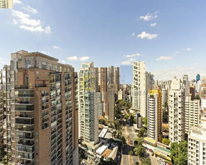 Foto 3 de Apartamento com 4 quartos à venda e para alugar, 247m2 em Vila Nova Conceição, São Paulo - SP