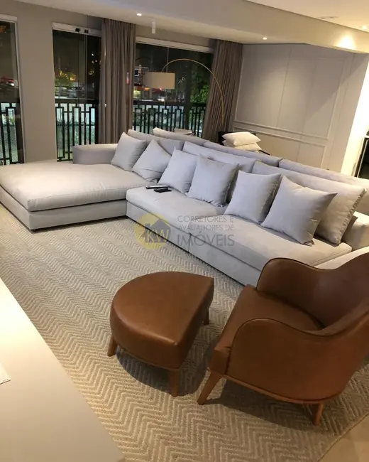 Apartamento com 3 quartos à venda, 144m2 em Campo Belo, São Paulo - SP - imagem 8 Foto 8 de Apartamento com 3 quartos à venda, 144m2 em Campo Belo, São Paulo - SP