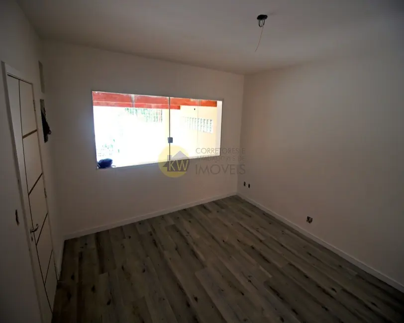 Casa com 3 quartos à venda, 105m2 em Jardim Aeroporto, São Paulo - SP - imagem 3 Foto 3 de Casa com 3 quartos à venda, 105m2 em Jardim Aeroporto, São Paulo - SP