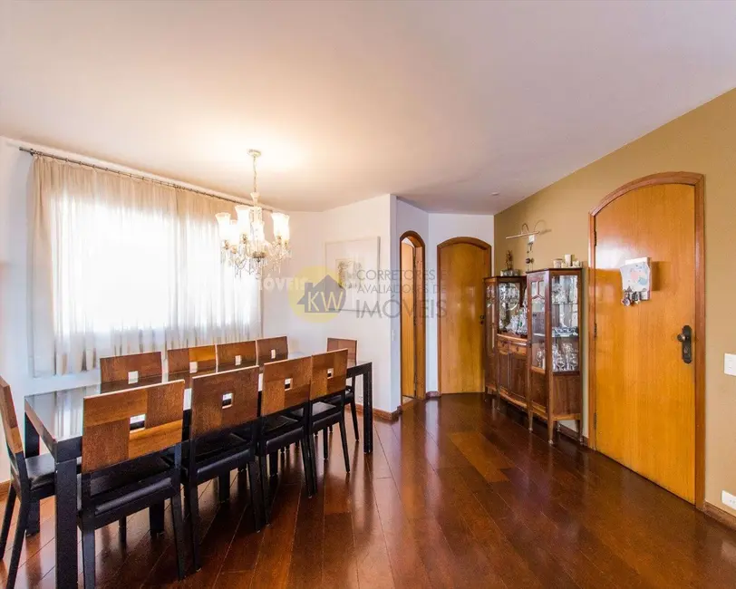 Apartamento com 3 quartos à venda, 220m2 em Campo Belo, São Paulo - SP - imagem 5 Foto 5 de Apartamento com 3 quartos à venda, 220m2 em Campo Belo, São Paulo - SP