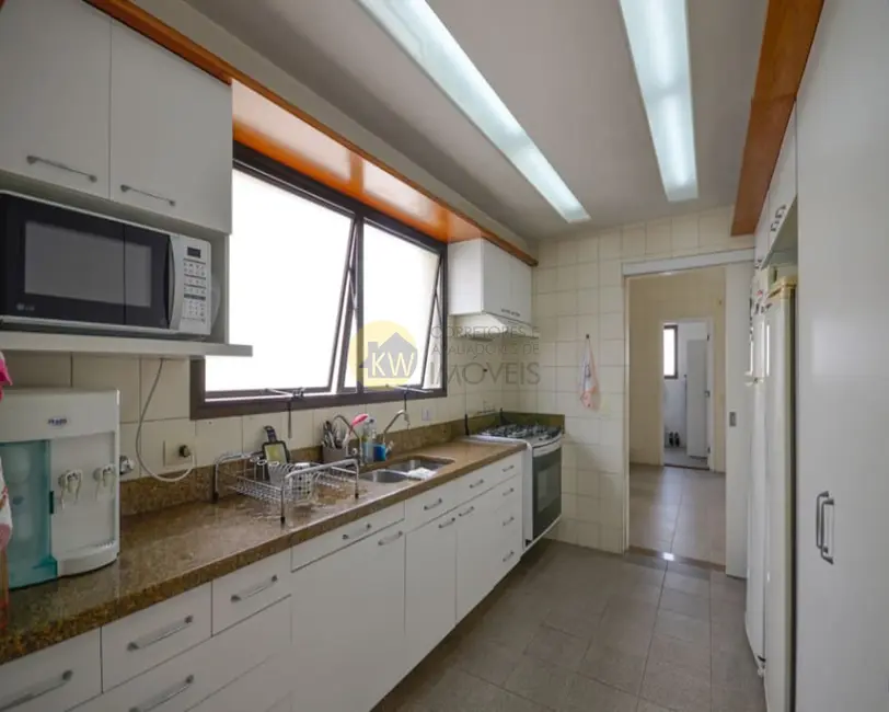 Apartamento com 4 quartos à venda, 276m2 em Campo Belo, São Paulo - SP - imagem 9 Foto 9 de Apartamento com 4 quartos à venda, 276m2 em Campo Belo, São Paulo - SP
