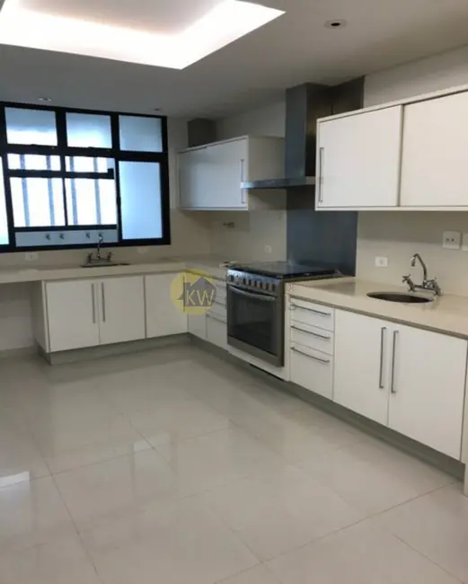Apartamento com 4 quartos para alugar, 329m2 em Alto da Boa Vista, São Paulo - SP - imagem 9 Foto 9 de Apartamento com 4 quartos para alugar, 329m2 em Alto da Boa Vista, São Paulo - SP