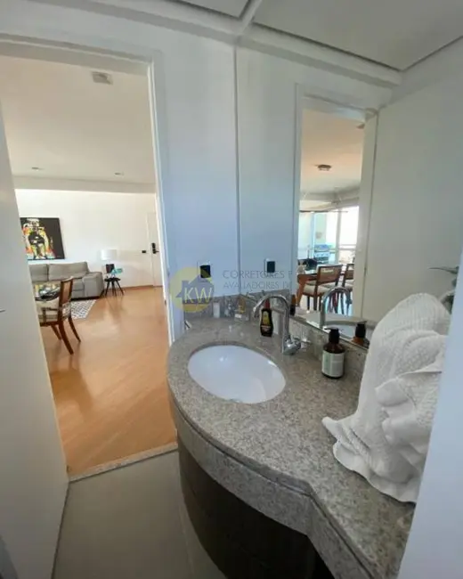 Apartamento com 2 quartos à venda, 104m2 em Vila Nova Conceição, São Paulo - SP - imagem 9 Foto 9 de Apartamento com 2 quartos à venda, 104m2 em Vila Nova Conceição, São Paulo - SP
