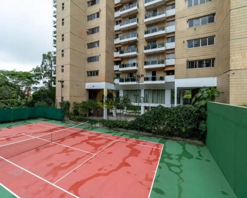 Apartamento com 5 quartos à venda, 330m2 em Santo Amaro, São Paulo - SP - imagem 8 Foto 8 de Apartamento com 5 quartos à venda, 330m2 em Santo Amaro, São Paulo - SP