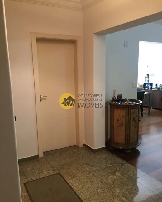 Apartamento com 4 quartos à venda, 220m2 em Campo Belo, São Paulo - SP - imagem 3 Foto 3 de Apartamento com 4 quartos à venda, 220m2 em Campo Belo, São Paulo - SP