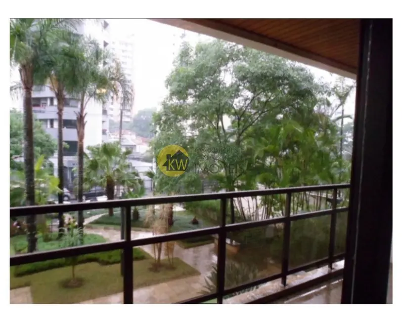 Apartamento com 4 quartos à venda, 217m2 em Moema, São Paulo - SP - imagem 6 Foto 6 de Apartamento com 4 quartos à venda, 217m2 em Moema, São Paulo - SP