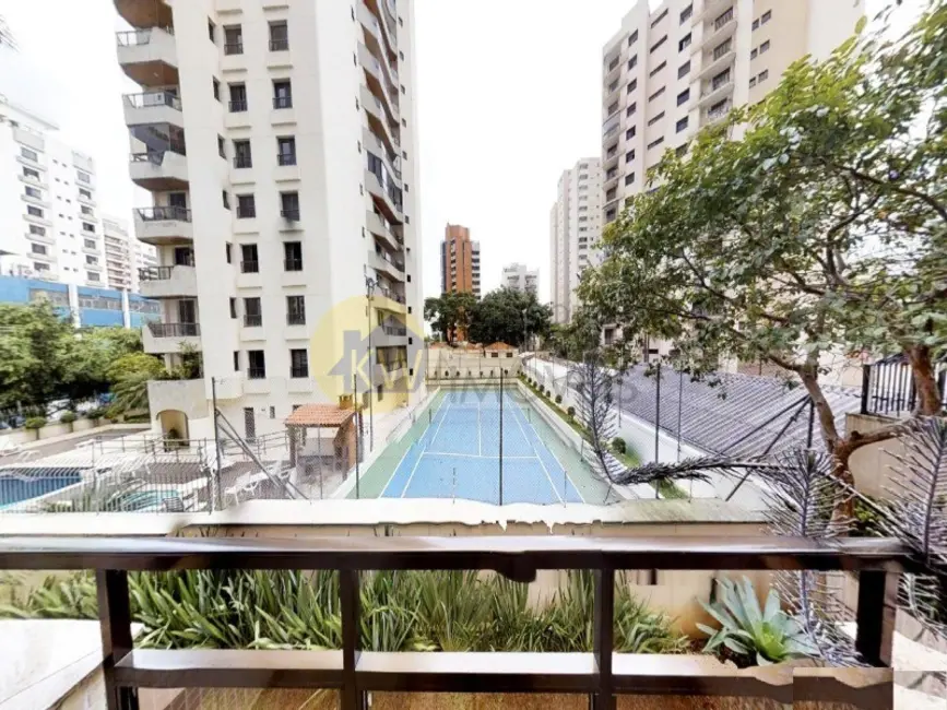 Apartamento com 4 quartos à venda, 217m2 em Moema, São Paulo - SP - imagem 4 Foto 4 de Apartamento com 4 quartos à venda, 217m2 em Moema, São Paulo - SP
