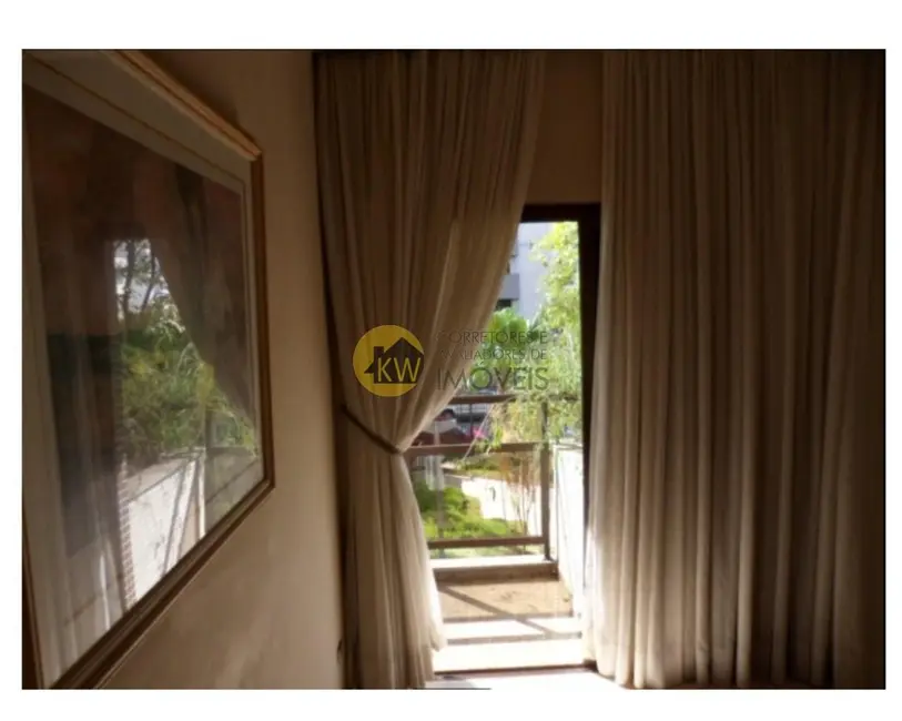 Apartamento com 4 quartos à venda, 217m2 em Moema, São Paulo - SP - imagem 5 Foto 5 de Apartamento com 4 quartos à venda, 217m2 em Moema, São Paulo - SP