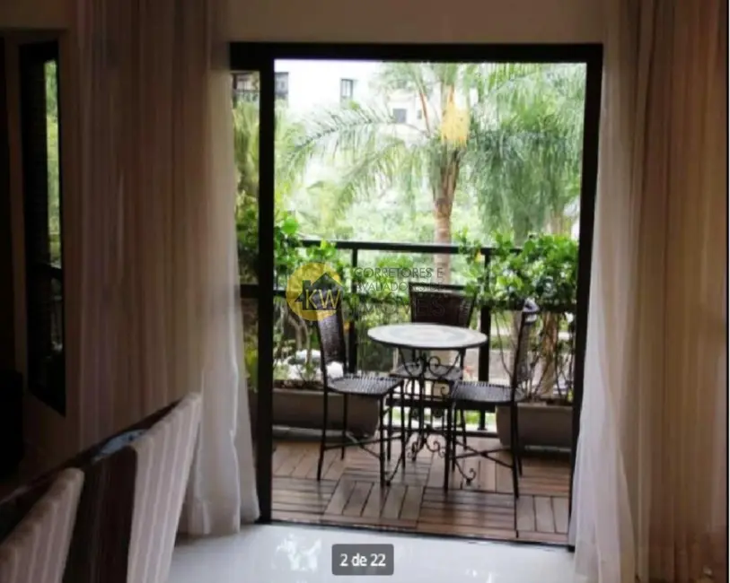 Apartamento com 4 quartos à venda, 217m2 em Moema, São Paulo - SP - imagem 3 Foto 3 de Apartamento com 4 quartos à venda, 217m2 em Moema, São Paulo - SP