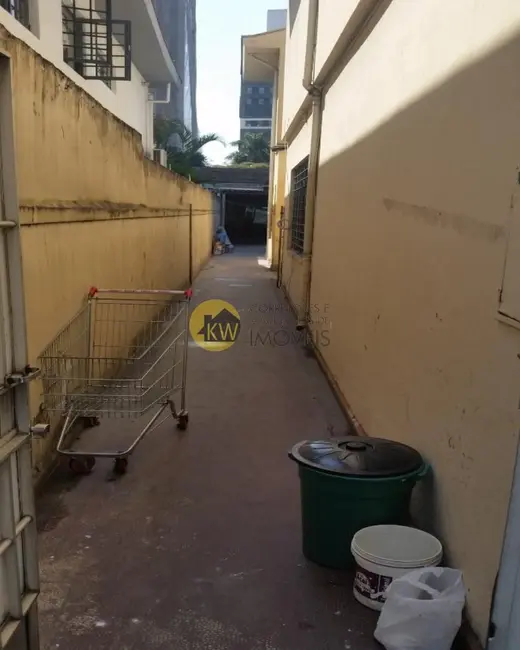 Casa com 3 quartos à venda, 320m2 em Campo Belo, São Paulo - SP - imagem 2 Foto 2 de Casa com 3 quartos à venda, 320m2 em Campo Belo, São Paulo - SP