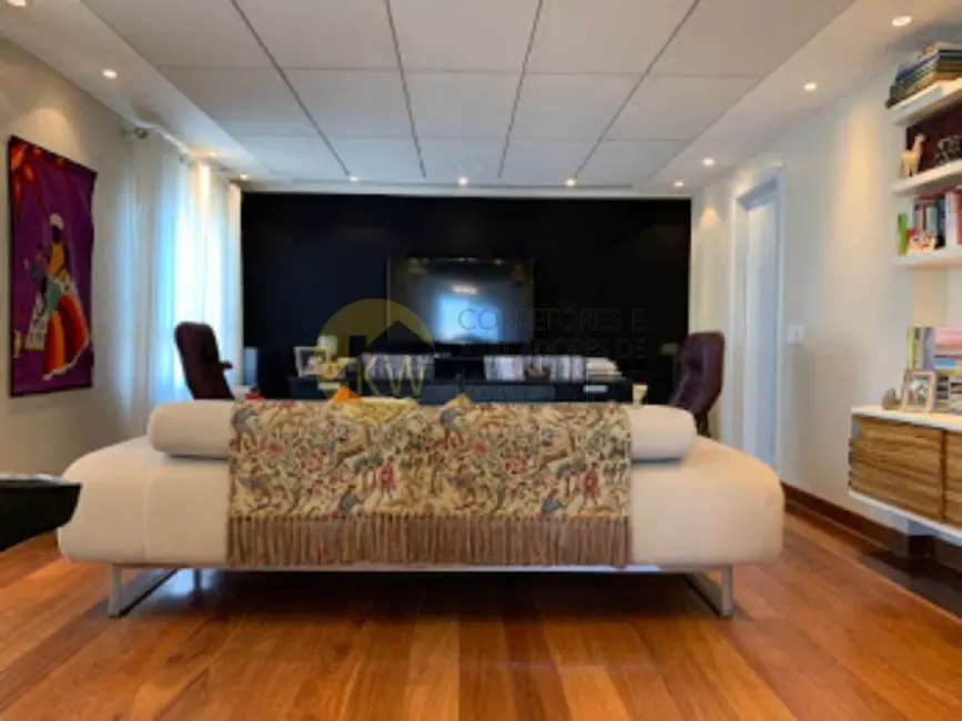 Apartamento com 4 quartos à venda, 282m2 em Moema, São Paulo - SP - imagem 5 Foto 5 de Apartamento com 4 quartos à venda, 282m2 em Moema, São Paulo - SP