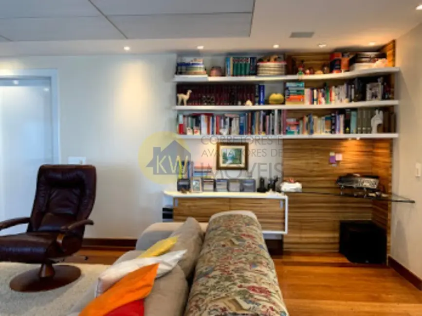 Apartamento com 4 quartos à venda, 282m2 em Moema, São Paulo - SP - imagem 9 Foto 9 de Apartamento com 4 quartos à venda, 282m2 em Moema, São Paulo - SP