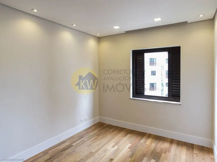 Foto 9 de Apartamento com 3 quartos à venda, 192m2 em Itaim Bibi, São Paulo - SP