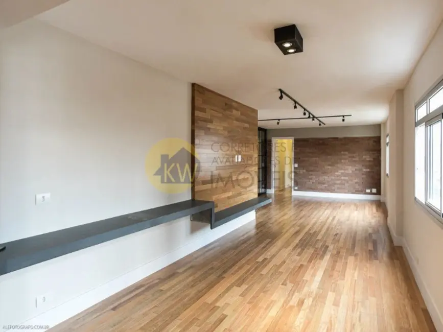 Foto 6 de Apartamento com 3 quartos à venda, 192m2 em Itaim Bibi, São Paulo - SP