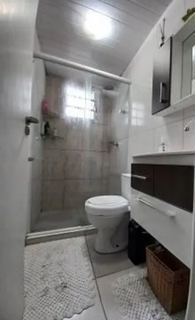Apartamento com 2 quartos à venda, 44m2 em Sao Jose Dos Pinhais - PR - imagem 5 Foto 5 de Apartamento com 2 quartos à venda, 44m2 em Sao Jose Dos Pinhais - PR