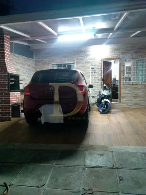 Casa com 2 quartos à venda, 70m2 em Piraquara - PR - imagem 4 Foto 4 de Casa com 2 quartos à venda, 70m2 em Piraquara - PR