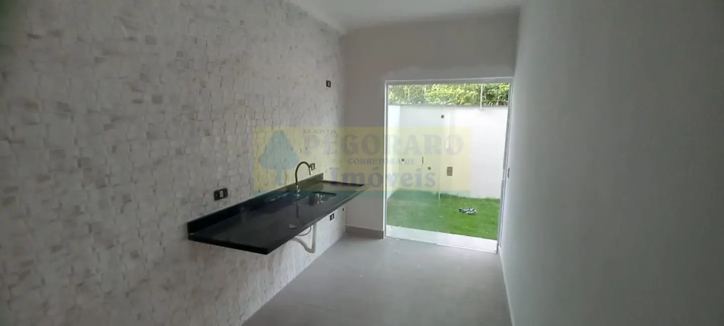 Foto 6 de Casa de Condomínio com 3 quartos à venda, 154m2 em Massaguaçu, Caraguatatuba - SP