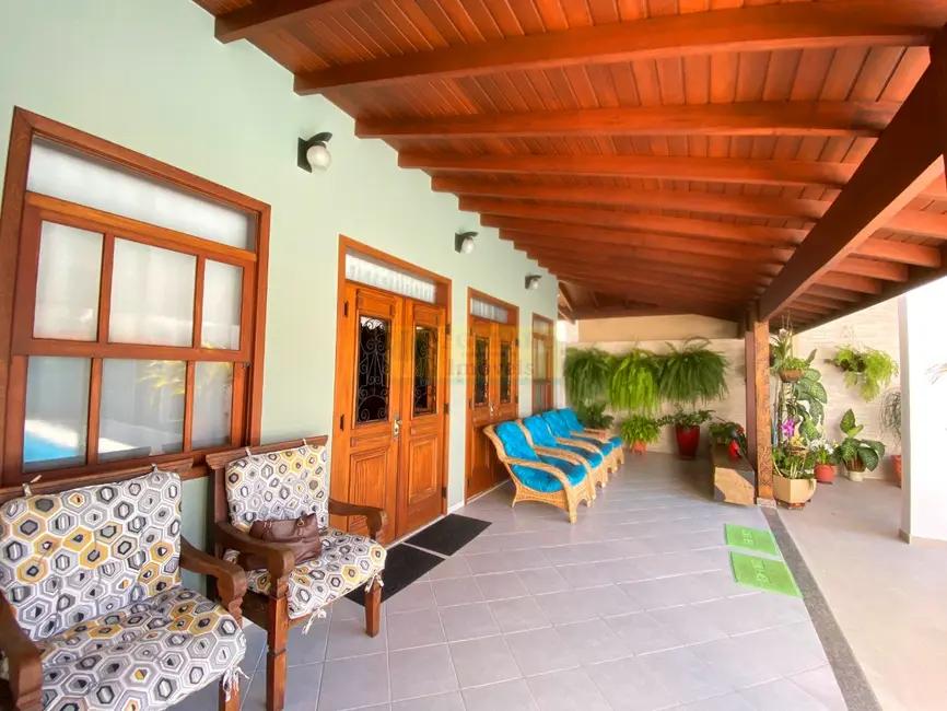 Foto 5 de Casa com 3 quartos à venda, 345m2 em Martim de Sá, Caraguatatuba - SP