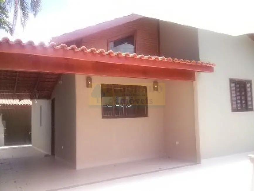 Foto 1 de Casa com 3 quartos à venda, 180m2 em Sumaré, Caraguatatuba - SP