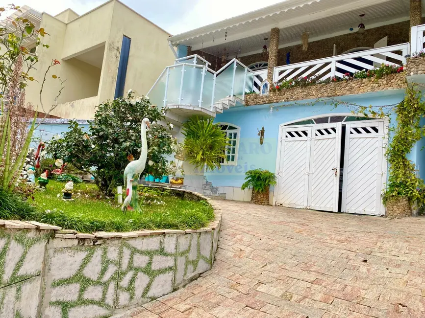 Foto 3 de Casa com 2 quartos à venda, 190m2 em Cidade Jardim, Caraguatatuba - SP