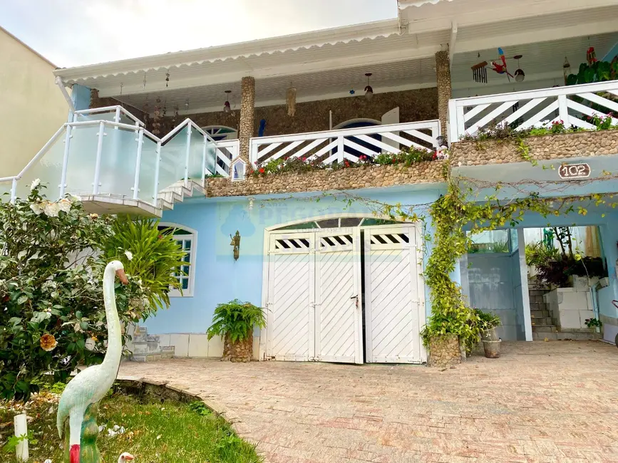 Foto 1 de Casa com 2 quartos à venda, 190m2 em Cidade Jardim, Caraguatatuba - SP