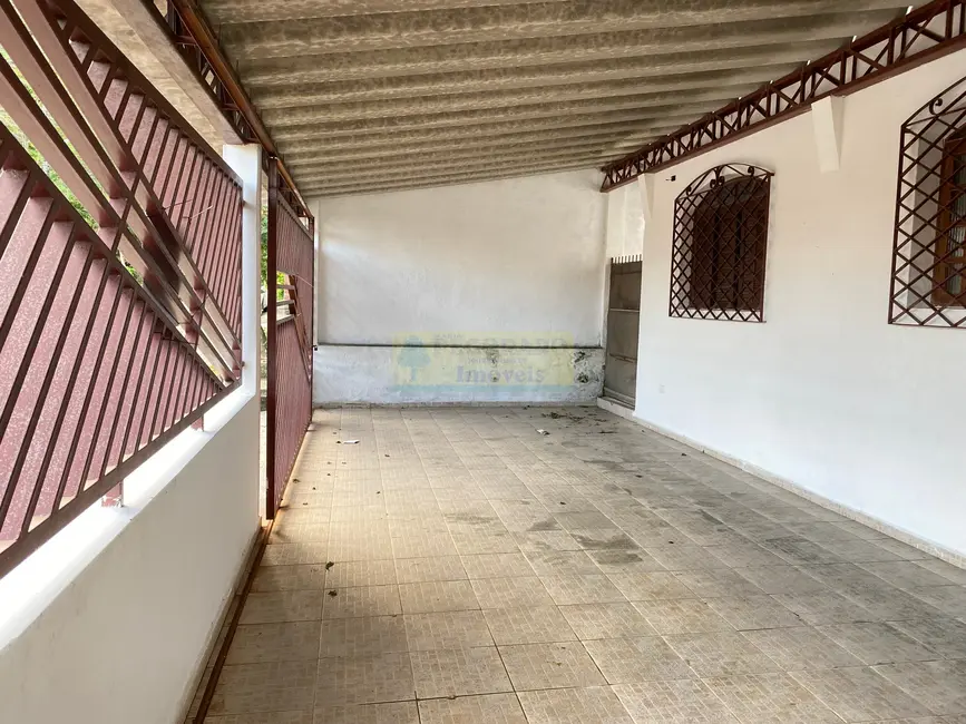 Foto 4 de Casa com 3 quartos à venda, 186m2 em Sumaré, Caraguatatuba - SP