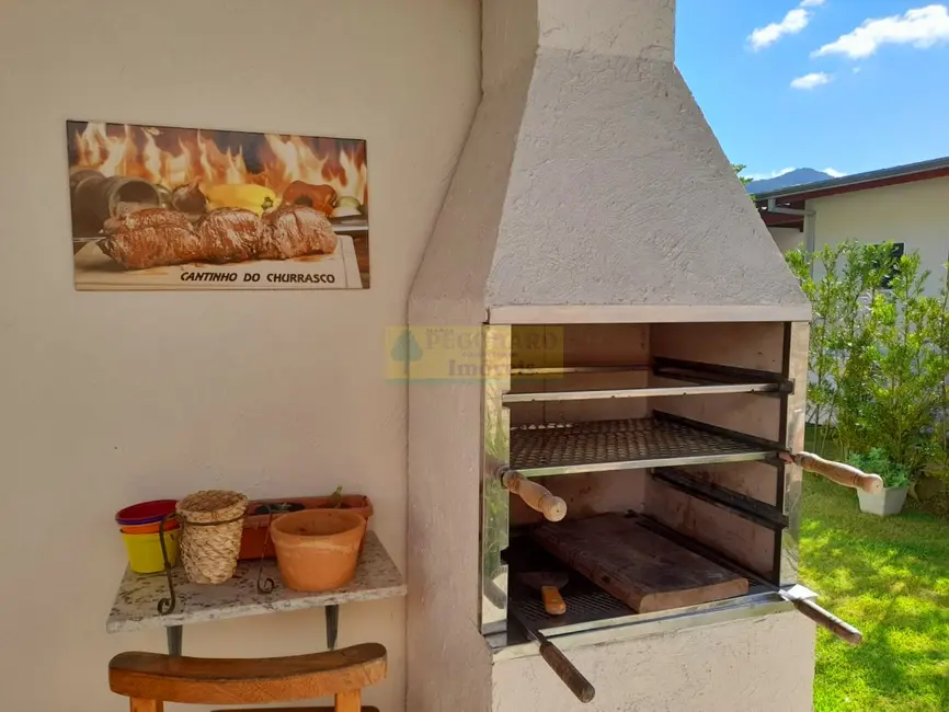 Casa com 3 quartos à venda, 240m2 em Martim de Sá, Caraguatatuba - SP - imagem 7 Foto 7 de Casa com 3 quartos à venda, 240m2 em Martim de Sá, Caraguatatuba - SP