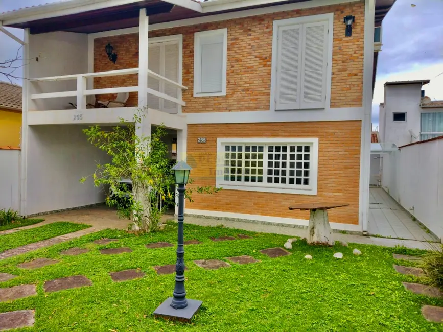Foto 2 de Casa com 3 quartos à venda, 271m2 em Martim de Sá, Caraguatatuba - SP