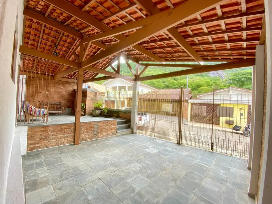 Foto 7 de Casa com 2 quartos à venda, 114m2 em Sumaré, Caraguatatuba - SP