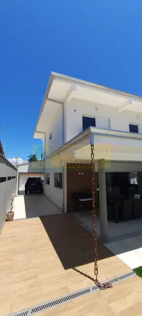 Foto 4 de Casa com 4 quartos à venda, 300m2 em Jardim Britânia, Caraguatatuba - SP