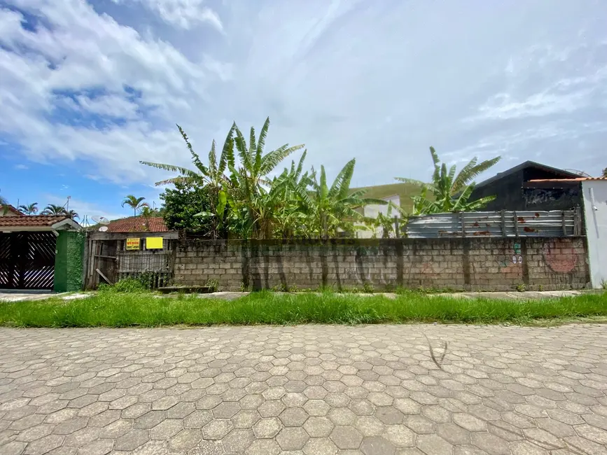 Foto 1 de Terreno / Lote à venda, 420m2 em Prainha, Caraguatatuba - SP