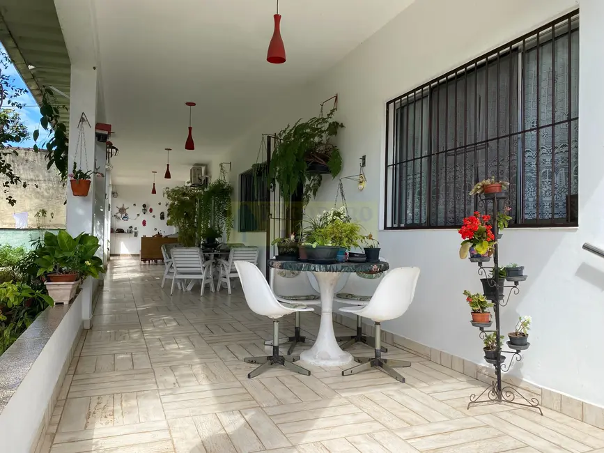 Foto 3 de Casa com 3 quartos à venda, 367m2 em Martim de Sá, Caraguatatuba - SP