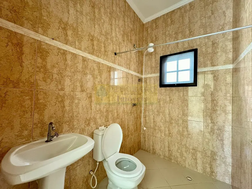 Casa com 3 quartos à venda, 201m2 em Jardim Britânia, Caraguatatuba - SP - imagem 6 Foto 6 de Casa com 3 quartos à venda, 201m2 em Jardim Britânia, Caraguatatuba - SP