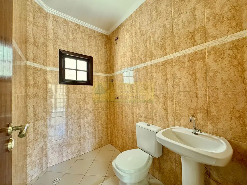 Casa com 3 quartos à venda, 201m2 em Jardim Britânia, Caraguatatuba - SP - imagem 8 Foto 8 de Casa com 3 quartos à venda, 201m2 em Jardim Britânia, Caraguatatuba - SP