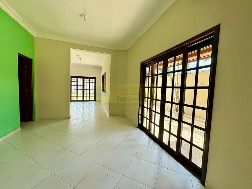 Casa com 3 quartos à venda, 201m2 em Jardim Britânia, Caraguatatuba - SP - imagem 7 Foto 7 de Casa com 3 quartos à venda, 201m2 em Jardim Britânia, Caraguatatuba - SP