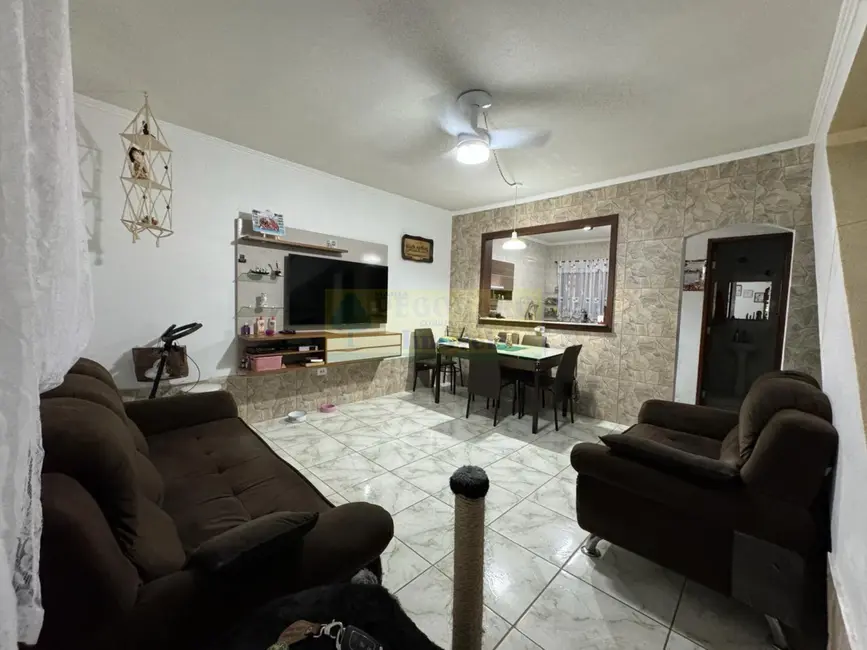 Casa com 2 quartos à venda, 130m2 em Prainha, Caraguatatuba - SP - imagem 4 Foto 4 de Casa com 2 quartos à venda, 130m2 em Prainha, Caraguatatuba - SP