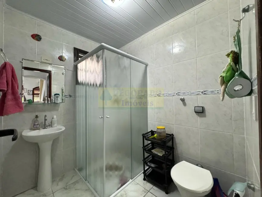 Foto 8 de Casa com 2 quartos à venda, 130m2 em Prainha, Caraguatatuba - SP